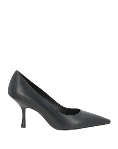 Stuart Weitzman Woman Pumps Black Size 6 Leather