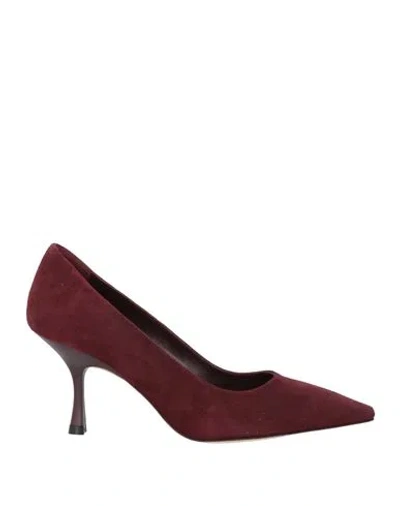 Stuart Weitzman Woman Pumps Burgundy Size 6.5 Leather