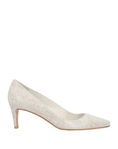 Stuart Weitzman Woman Pumps Off White Size 7.5 Textile Fibers