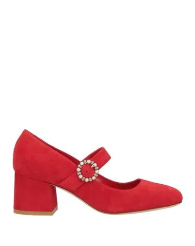 Stuart Weitzman Woman Pumps Red Size 7.5 Leather