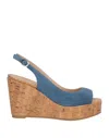 Stuart Weitzman Sandals In Blue
