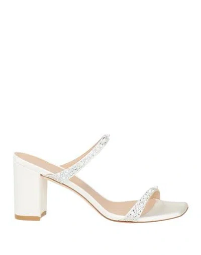 Stuart Weitzman Woman Sandals White Size 6 Textile Fibers