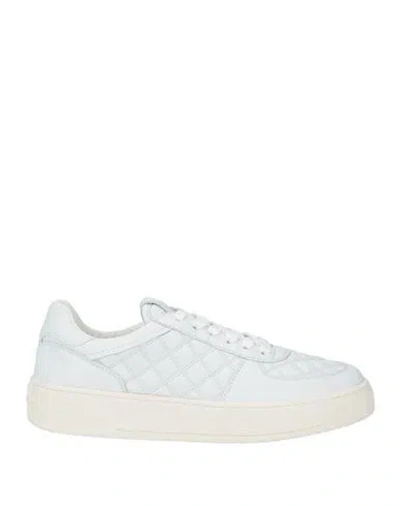 Stuart Weitzman Woman Sneakers White Size 9 Leather