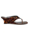 Stuart Weitzman 50mm Vinnie Printed Patent Leather Thong Sandals In Animal Print