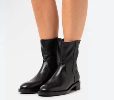 Stuart Weitzman Women's Sadie Leather Boots In Black