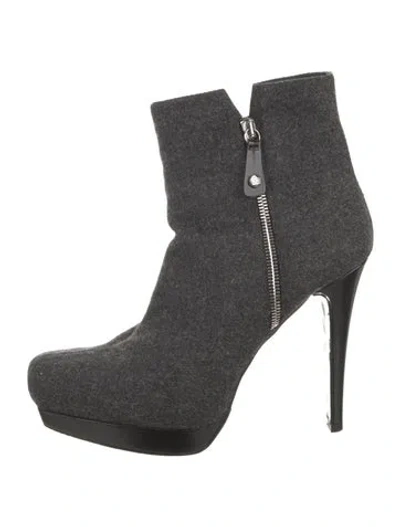 Pre-owned Stuart Weitzman Wool Boots In Gray