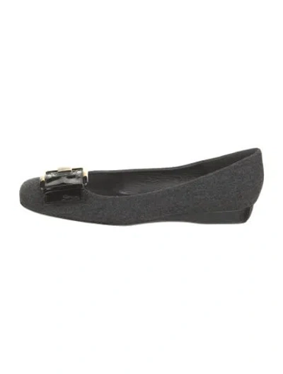 Pre-owned Stuart Weitzman Wool Flats In Gray