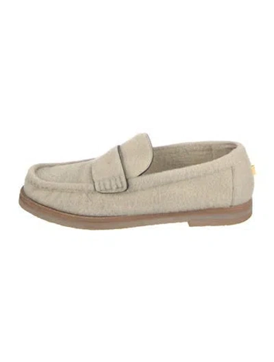 Pre-owned Stuart Weitzman Wool Loafers In White