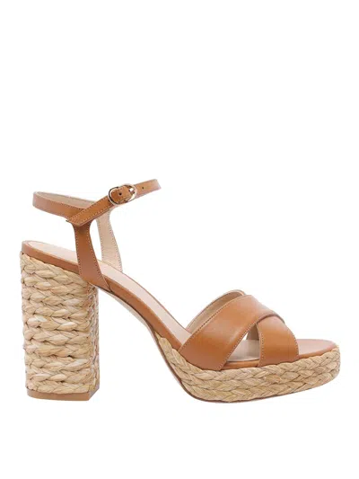 Stuart Weitzman Zapatos De Salón - Marrón