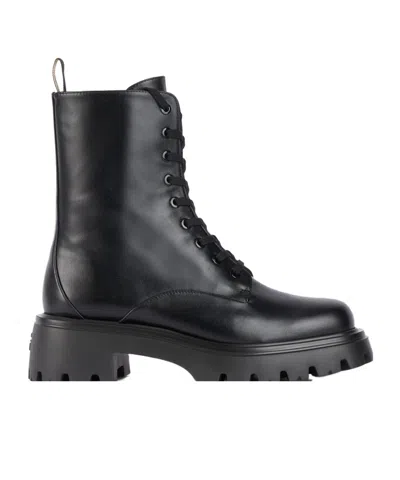 STUART WEITZMAN ZIPPERED SHORT BOOTS
