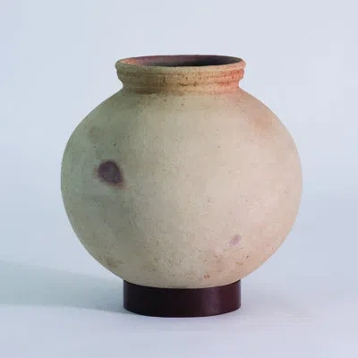Studio A Home Desert Water Pot W/iron Base-xlg In Beige