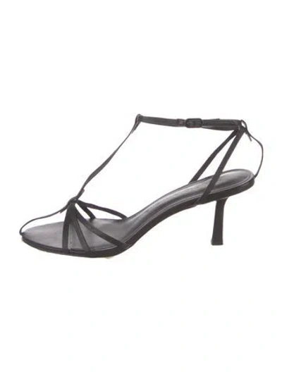 Pre-owned Studio Amelia Leather T-strap Sandals In Black