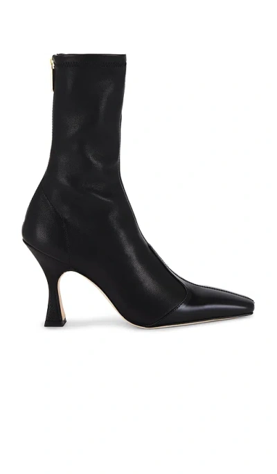 Studio Amelia Maverick Ankle Boot In 블랙