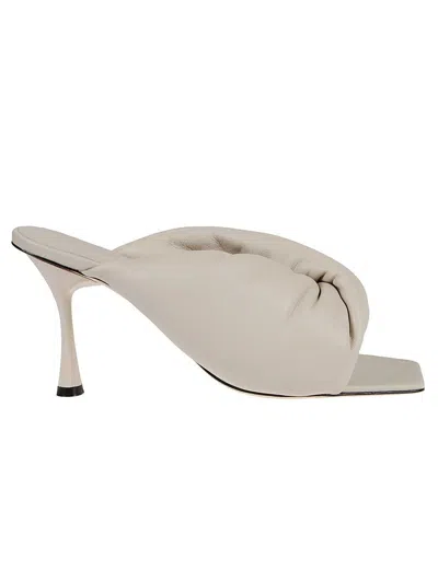 Studio Amelia Mules