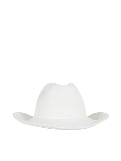 Studio Amy Hat In White