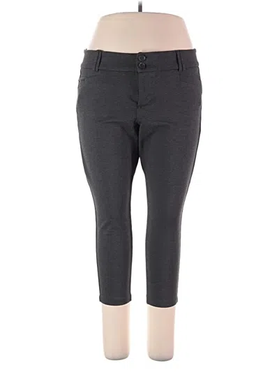 Pre-owned Studio By Torrid Casual Pants In Gray