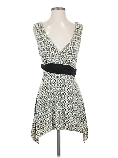 Pre-owned Studio M Sleeveless Top Green Plunge Neckline Tops