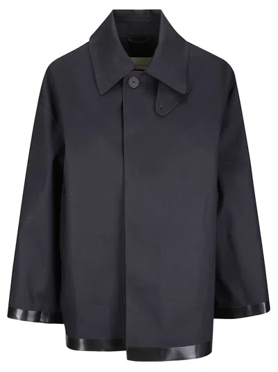 Studio Nicholson Bonded Short Mac With Structured Silhouette And Classic Elements In Black