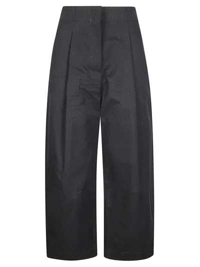 STUDIO NICHOLSON DEEP PLEAT VOLUME ANKLE CROP PANTS