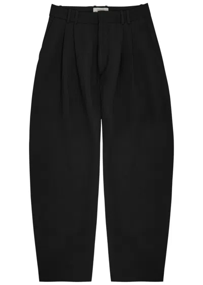 Studio Nicholson Line Pleated Linen And Wool-blend Trousers In Black