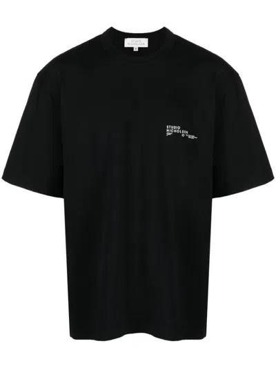 Studio Nicholson Logo Boxy Fit T Shirt In Black