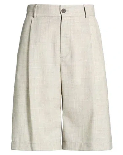 Studio Nicholson Man Shorts & Bermuda Shorts Light Grey Size L Wool In Gray