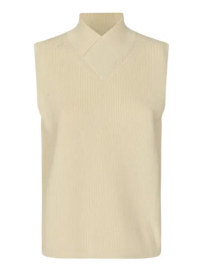 Studio Nicholson Ribbed Sleeveless Jumper In Parchment