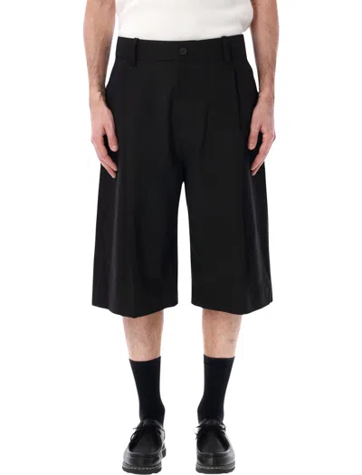 Studio Nicholson Fowld Cotton-linen Shorts In Black