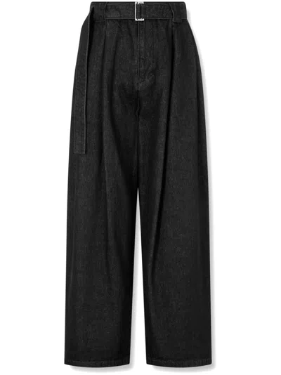 Studio Tomboy Belted Jeans In Black