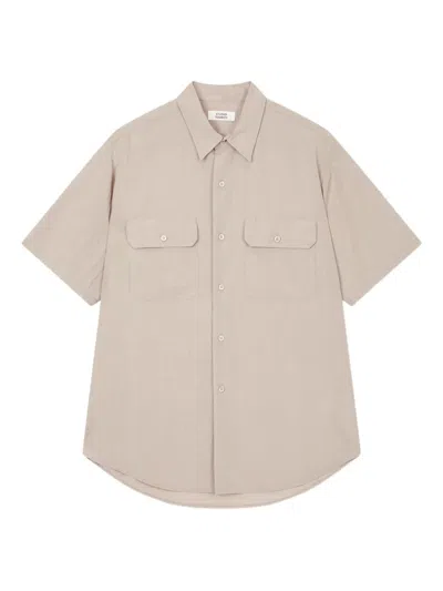 Studio Tomboy Double-pocket Short-sleeve Shirt In Neutral