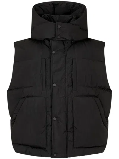 Studio Tomboy Olmetex Everest Gilet In Black