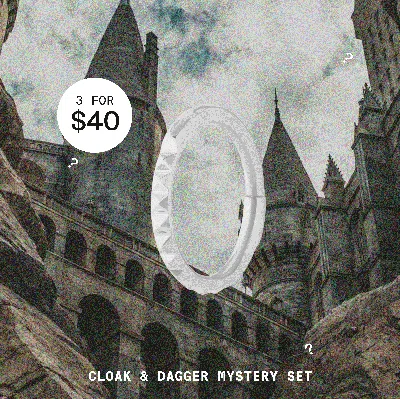 Studs Cloak & Dagger Mystery Set In Silver