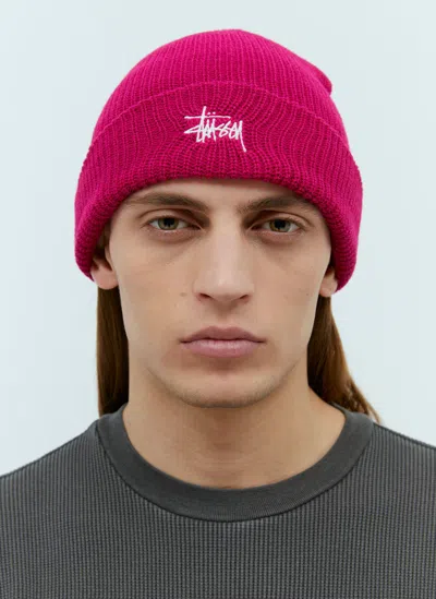 Stussy Logo刺绣罗纹套头帽 In Pink