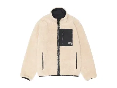 Pre-owned Stussy Men's  Sherpa Reversible Jacket In Beige In Sand