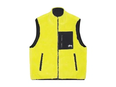 Pre-owned Stussy Men's  Sherpa Reversible Vest In Lime