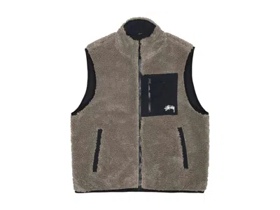 Pre-owned Stussy Men's  Sherpa Reversible Vest In Stone In Gray