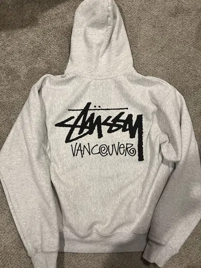 Pre-owned Stussy Vancouver Chapter Hoodie Size L In White