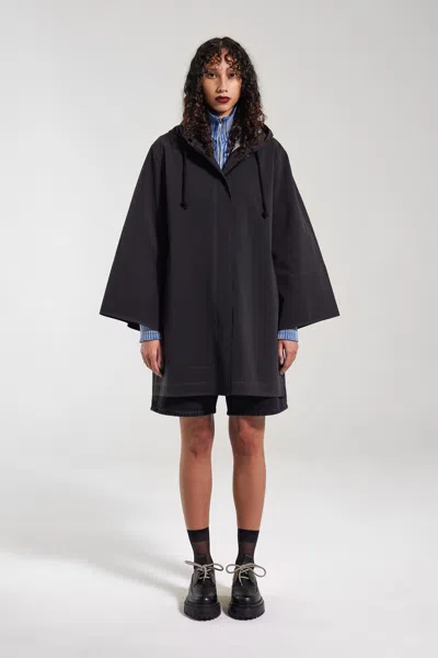 Stutterheim Lubban Lightweight Matte Raincoat In Black