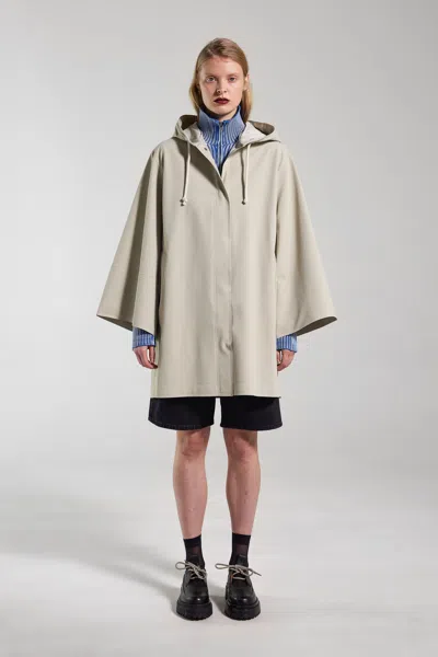 Stutterheim Lubban Lightweight Matte Raincoat In Pelican