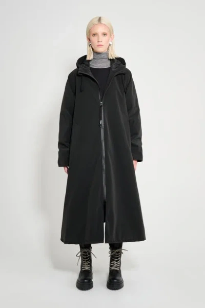 Stutterheim Mosebacke Long Matte Winter Coat In Black