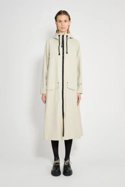 Stutterheim Mosebacke Long Patch Matte Raincoat In Neutral