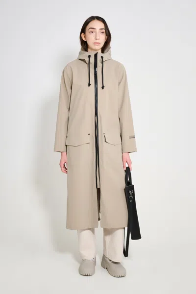 Stutterheim Mosebacke Long Patch Raincoat In Neutral