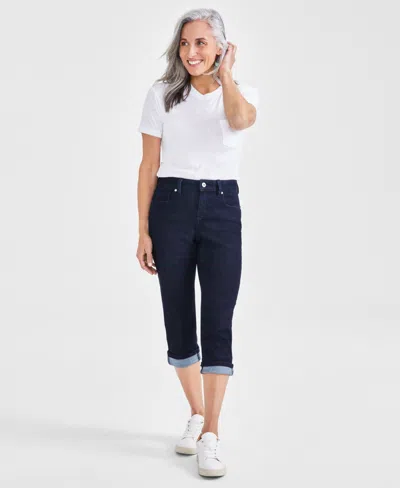Style & Co Petite Mid-rise Curvy Roll-cuff Capri Jeans, Created For Macy's In Rinse