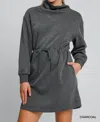 Style U Emmie Dress In Charcoal In Gray