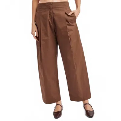 Style Usa Pleated Barrel Pants In Brown
