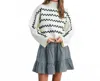 Style Usa Wavy Stripe Turtleneck Sweater In Ivory / Black In White