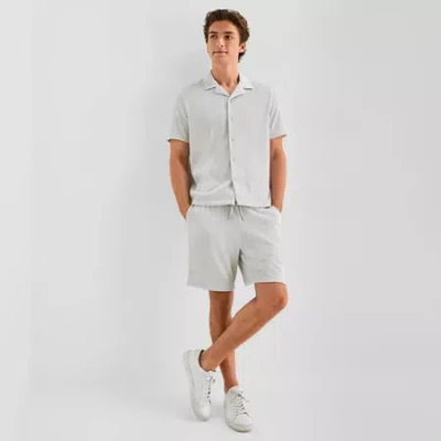 Stylus Mens 8" Pull-on Short In Gray