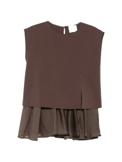 Su Layered Ruffled Top In Brown