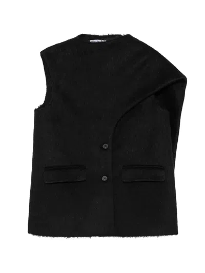 Su Top Woman In Black
