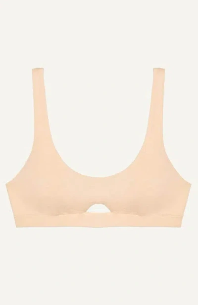 Subset Keyhole Soft Bra In Wheat